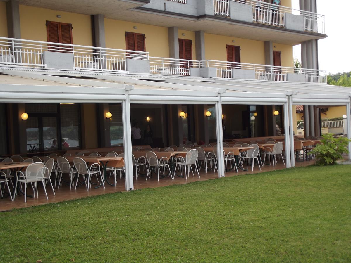 Hotel La Romantica Manerba del Garda Bagian luar foto