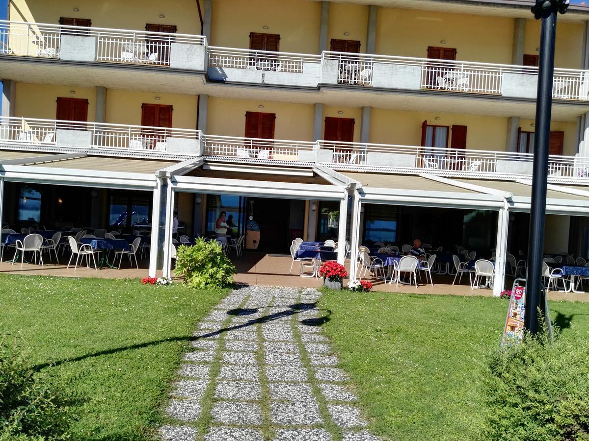 Hotel La Romantica Manerba del Garda Bagian luar foto