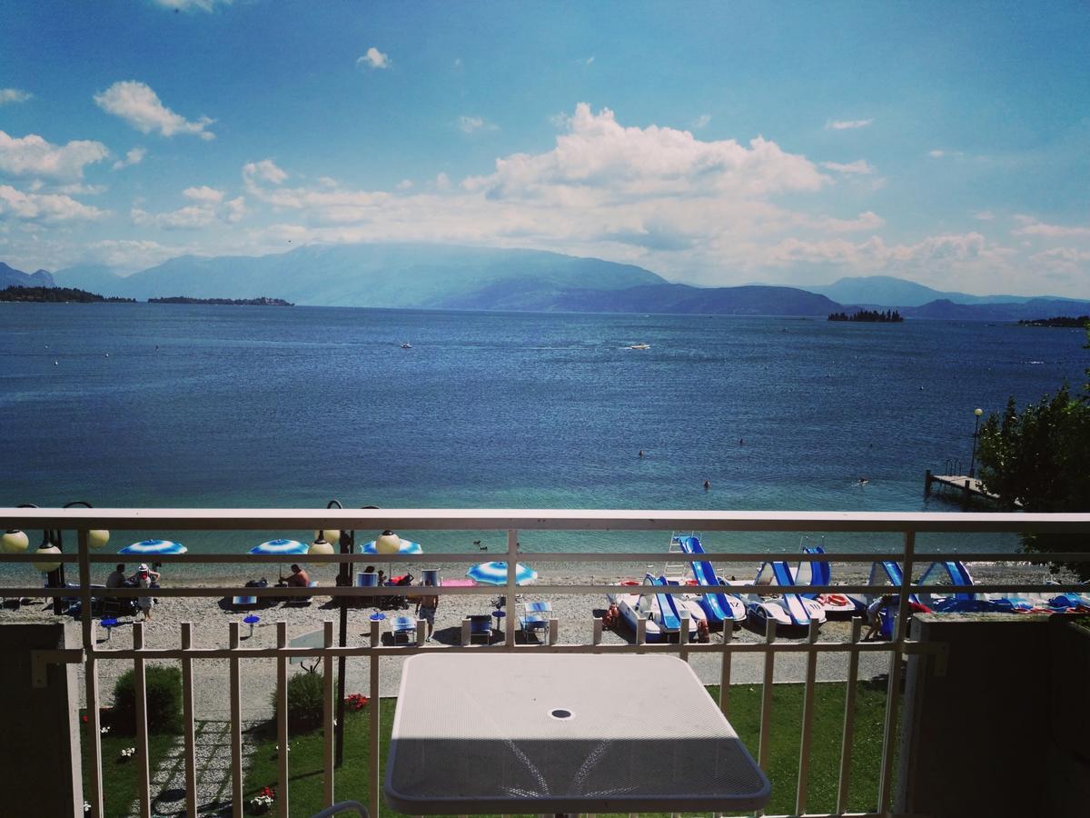 Hotel La Romantica Manerba del Garda Bagian luar foto